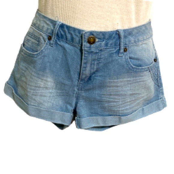 Forever 21 Premium Denim Shorty Shorts Blue Jeans Womens Size 26 - Picture 1 of 16